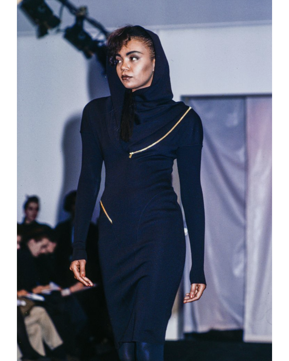 A/W 1986 Hooded Below-Knee Zipper Dress