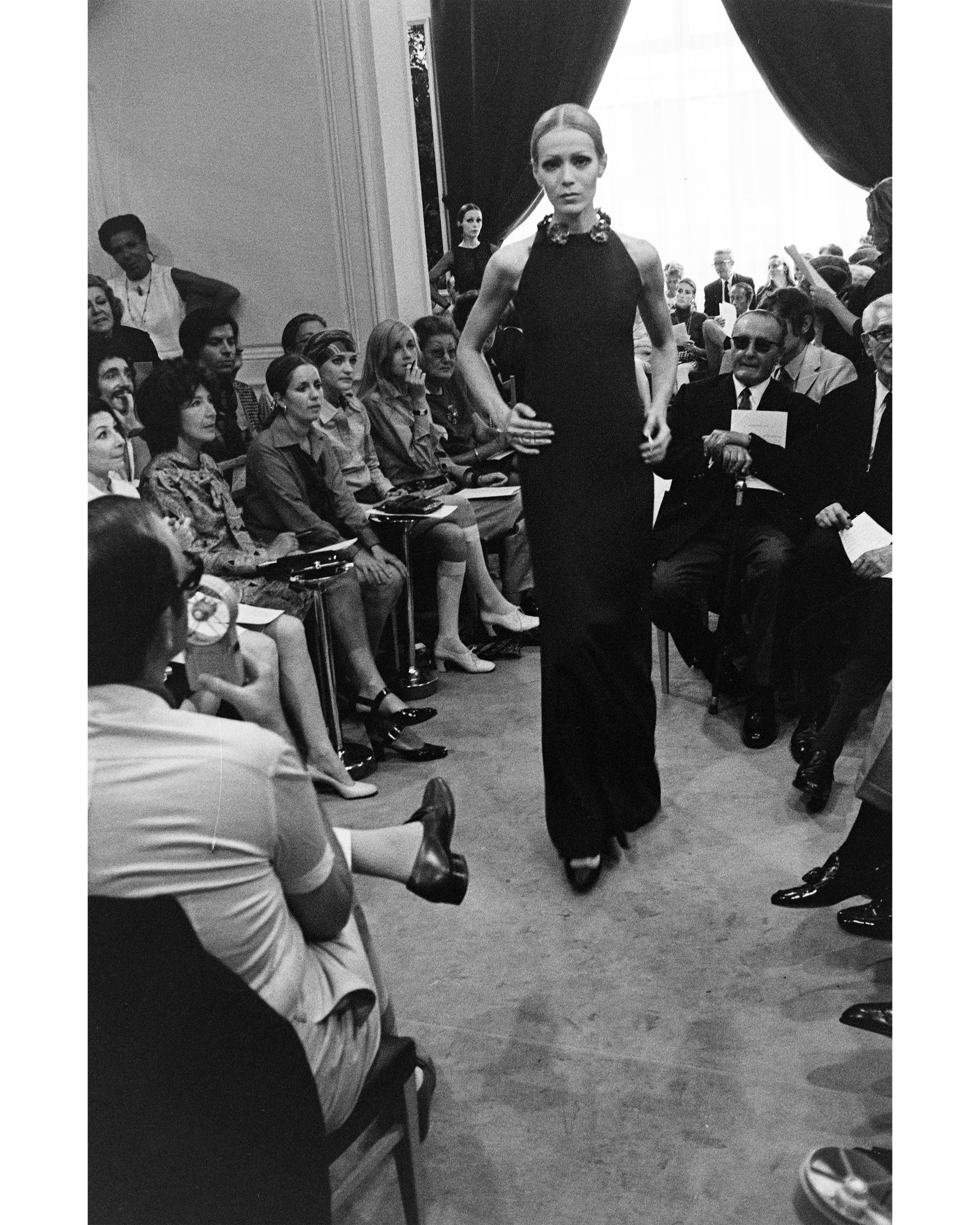 A/W 1969 Haute Couture Chocolate Brown Crepe Sheath Gown